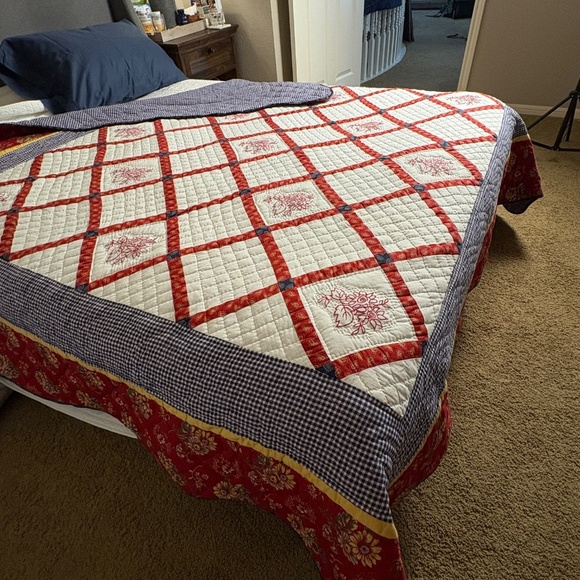 Quilt Lightweight Full/Queen Cotton 87 X 84 Floral Square Granny Cottage Country - Picture 2 of 13